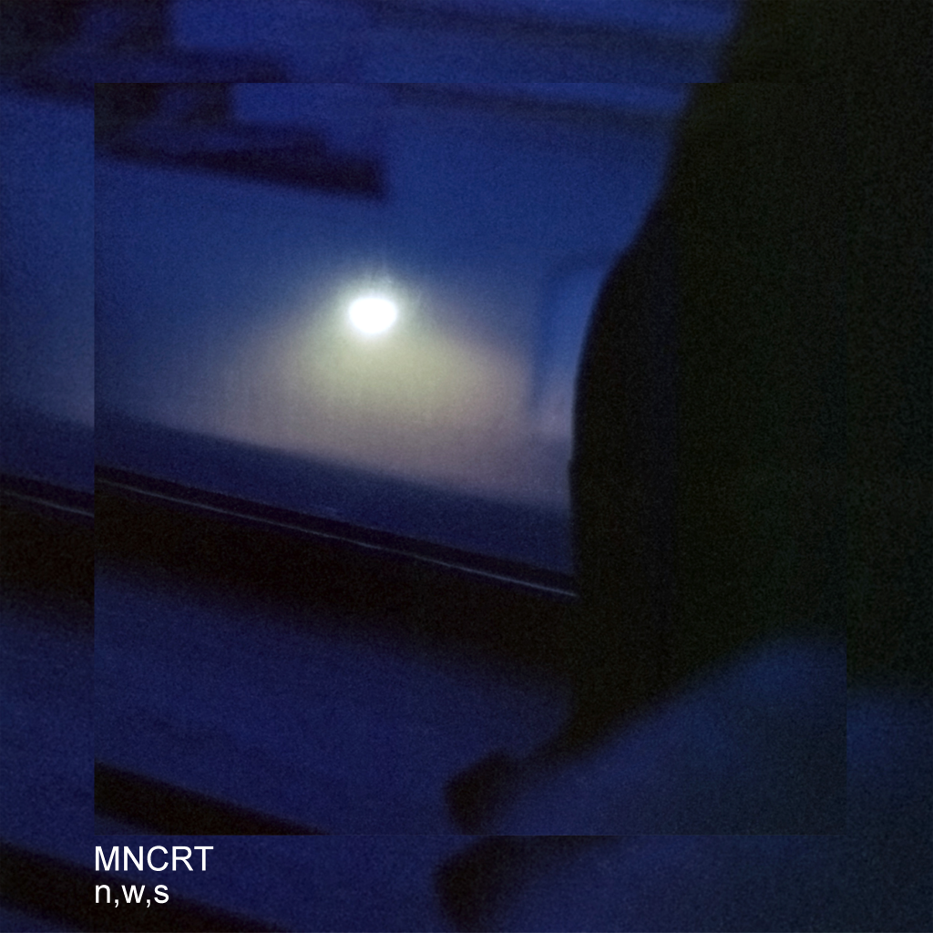 Mooncrete : Night, Wet, Smoke